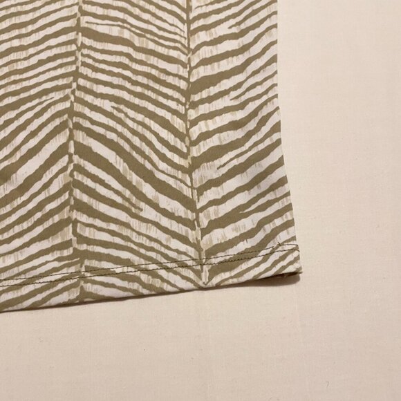 Michael Kors Womens Animal Print Dress Size Small Missing Belt - Picture 7 of 16